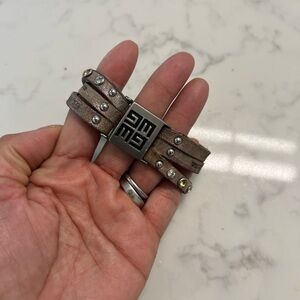 Elegant Tan Leather Bracelet with Silver and Gold Accents